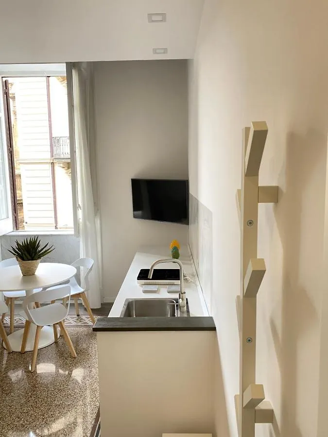 Suiteinpalermo - Case Vacanze Nel Centro Storico Apartment Palermo